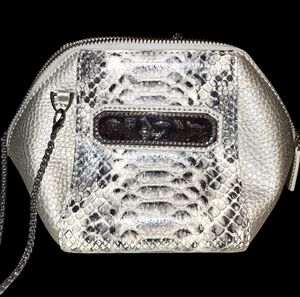 Vintage Sharif NYSnake Embossed Leather Purse Clamshell Crossbody Silver